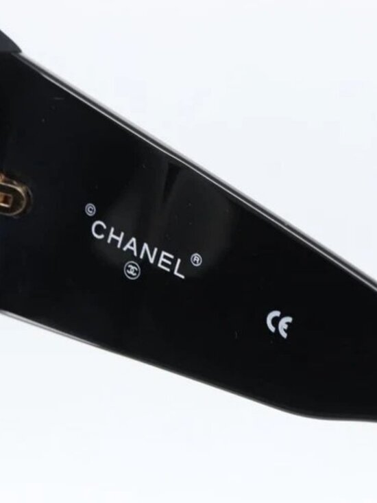CHANEL Sunglasses plastic Black CC Auth 169816V main image 8